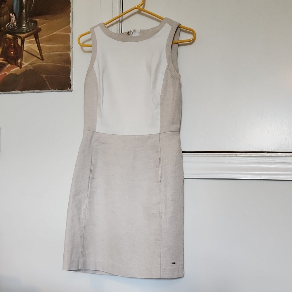 Tommy Hilfiger White and Tan Sheath Dress Sleeveless Scoop Neck